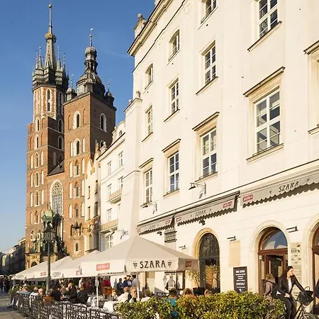 Rynek Glowny Aptrg
